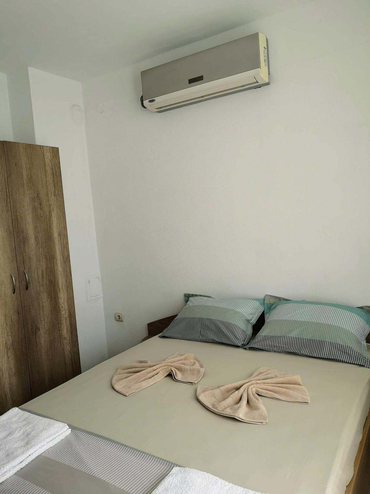 Къща За Гости Перфекто Černomorec Exterior foto