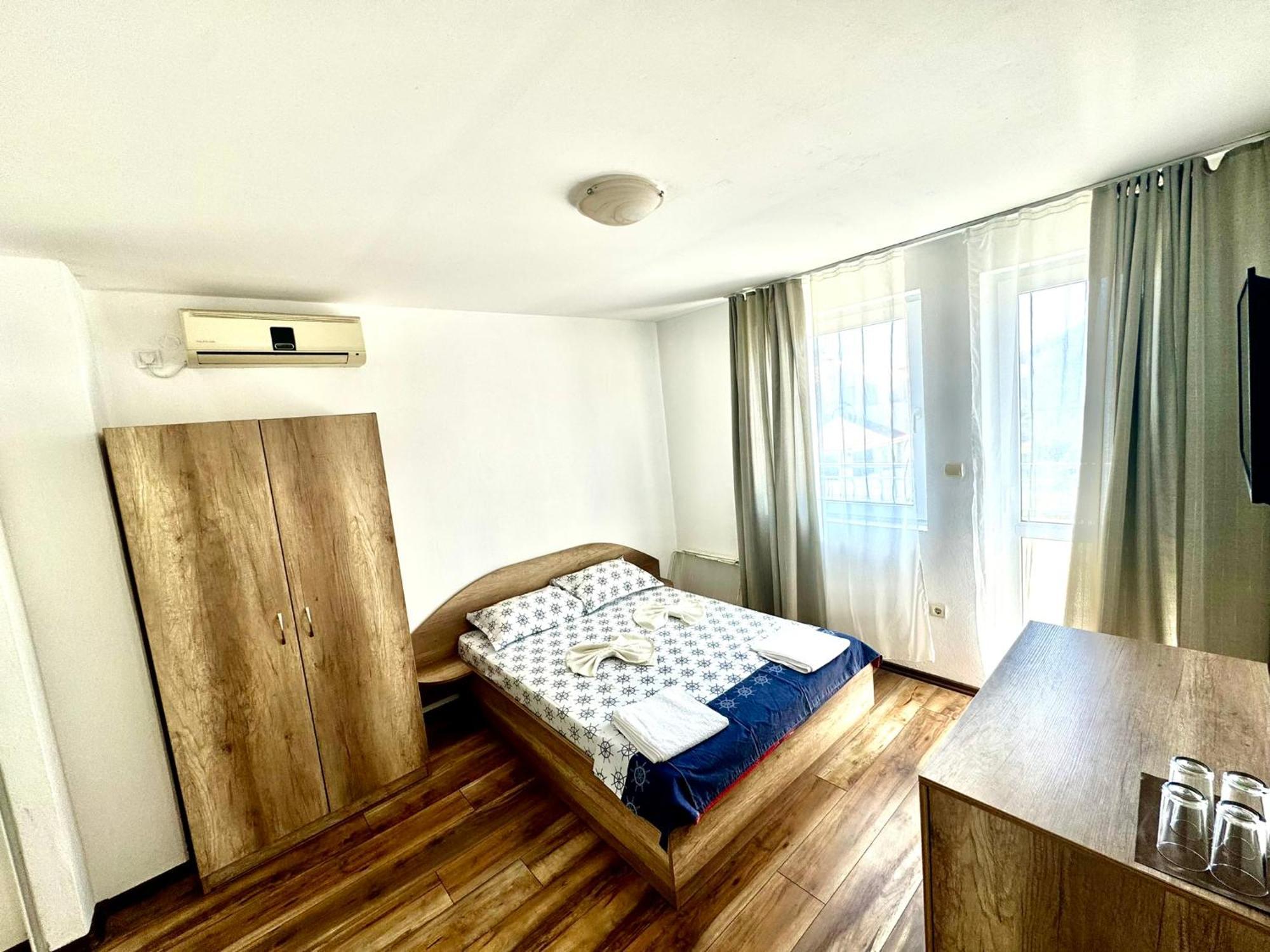 Къща За Гости Перфекто Černomorec Exterior foto