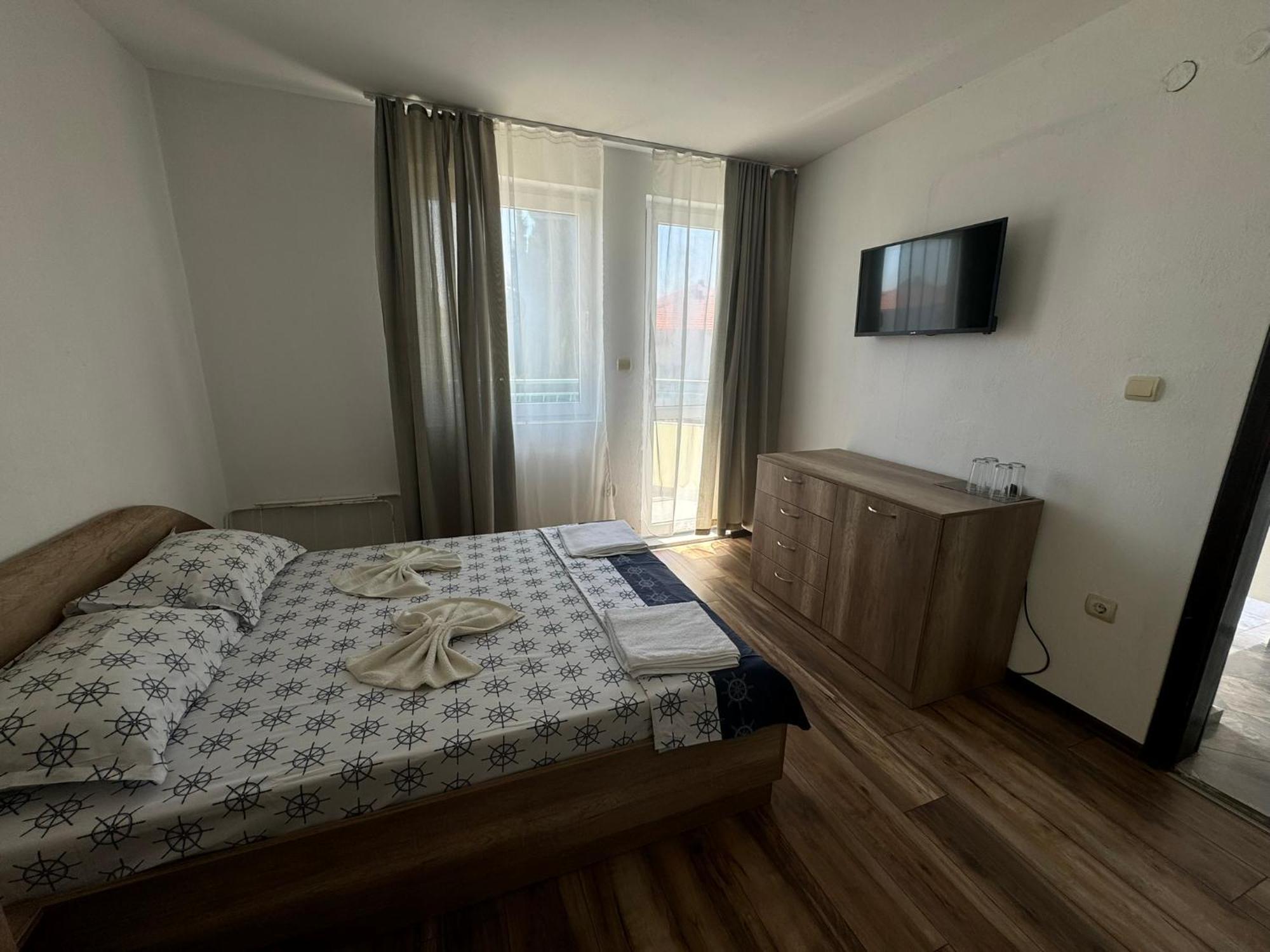 Къща За Гости Перфекто Černomorec Exterior foto